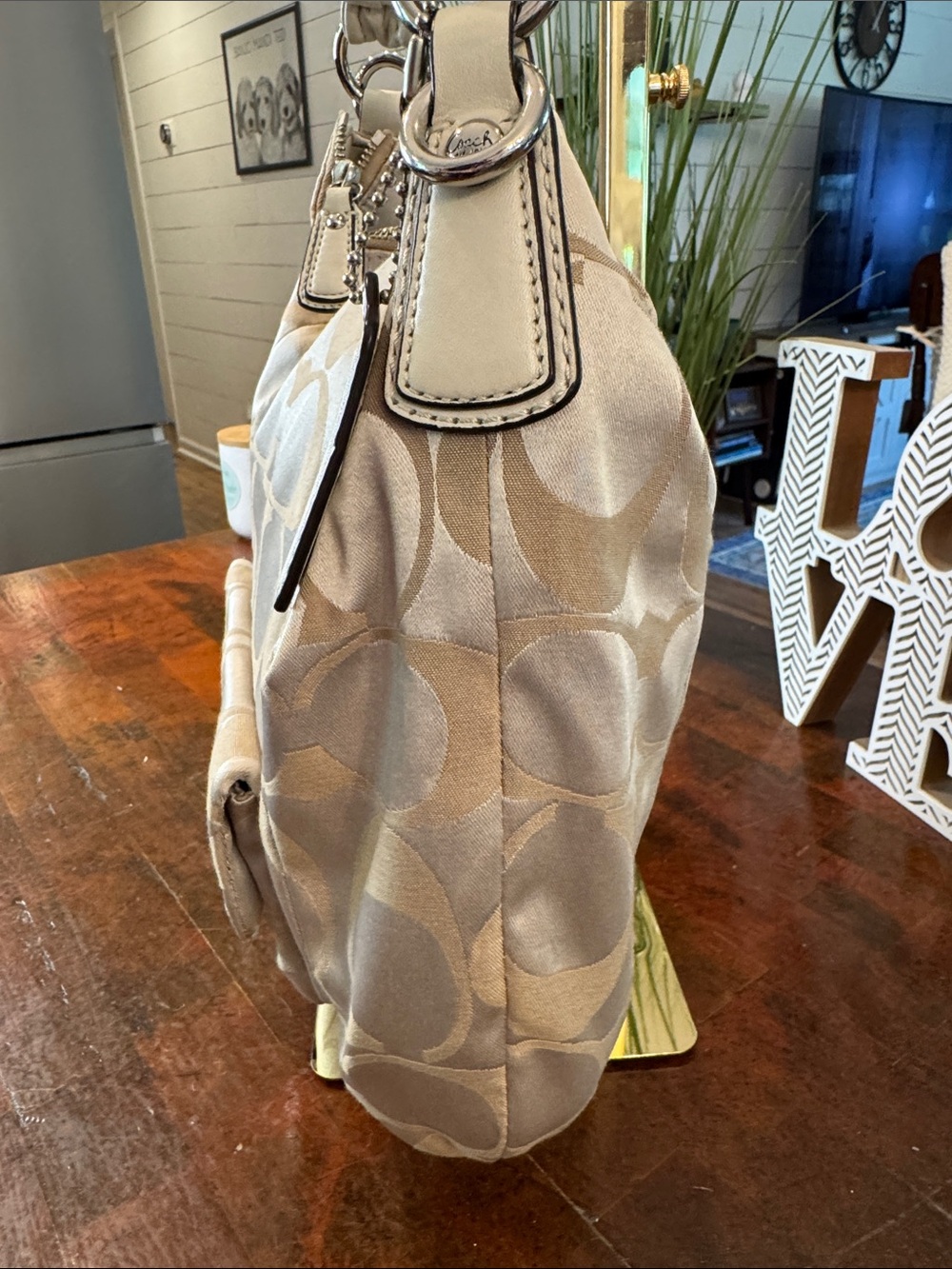 Coach Beige Signature Hobo Bag with Turn-Lock Pocket - Picture 5 of 16